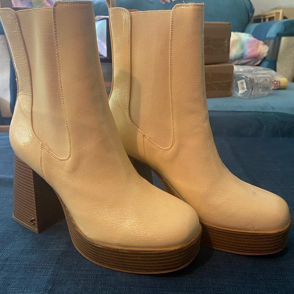 Tan Heeled Boots